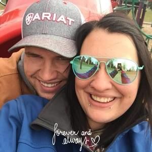 Meet your Posher, Carly